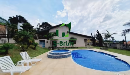 VENHA VIVER NO PARAÍSO – CHÁCARA EM CONDOMÍNIO EM ATIBAIA/SP