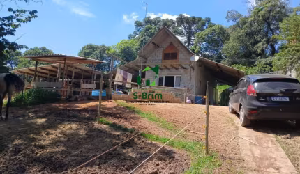 Chalé à Venda em Atibaia/SP