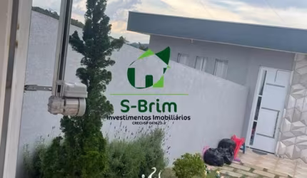 Bela casa a venda em Atibaia