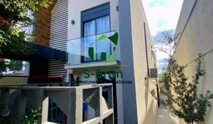 Sobrado com arquitetura moderna a venda em Atibaia/SP Bairro Jardim dos Pinheiros