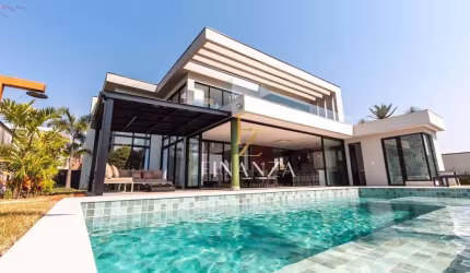 Lindo sobrado no Villa dos Pinheiros com 5 suítes, piscina com linda vista para área verde, Indaiatuba - SP