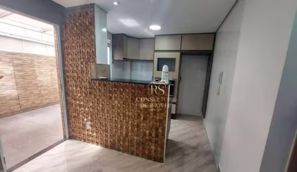 EXCELENTE APARTAMENTO COM ÁREA PRIVATIVA