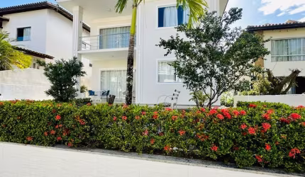 Vendo uma excelente casa em Condomínio Fechado. R$ 1.450.000,00