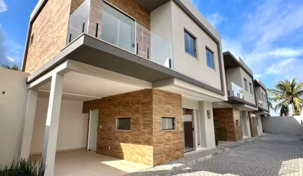 OPORTUNIDADE!!! Vendo Excelente Casa em Pitangueiras R$ 490.000,00.