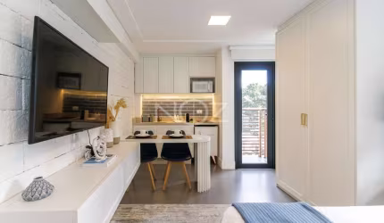 Studio, com sacada, mobiliado, Bigorrilho, Curitiba