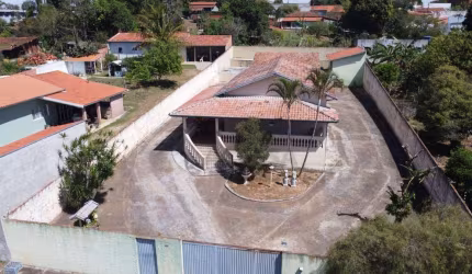 Casa com 2 dormitórios à venda, 365 m² por R$ 550.000,00 - Parque dos Pinheiros - Botucatu/SP