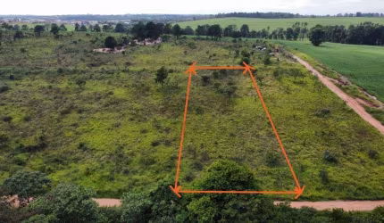 Terreno à venda, 3000 m² por R$ 300.000,00 - Residencial Cedro - Botucatu/SP