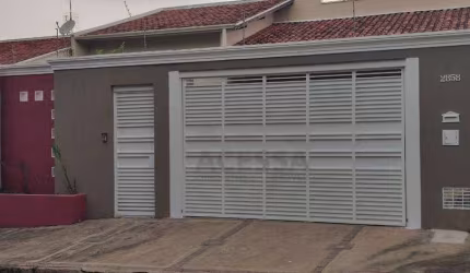 Casa com 3 dormitórios à venda, 200 m² por R$ 600.000,00 - Altos do Paraíso - Botucatu/SP
