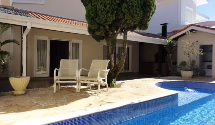 Casa com 5 dormitórios à venda, 370 m² por R$ 2.600.000,00 - Jardim das Colinas - São José dos Campos/SP