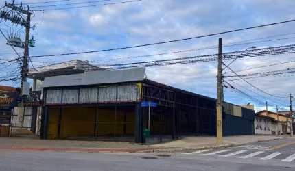 Galpão para alugar, 300 m² por R$ 8.000/mês - Jardim Satélite - São José dos Campos/SP
