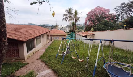 Casa Térrea bem distribuída, são 438m² com 3 dormitórios sendo 1 suíte, à venda por R$ 950.000 - Jardim Represa, SBC/SP