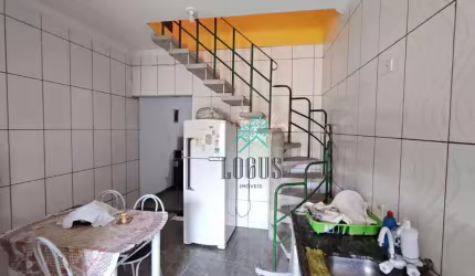 Sobrado bem distribuído com 84m² de área construída, com 2 dormitórios sendo 1 suíte, à venda por R$ 215.000 - Jardim das Orquídeas, SBC/SP