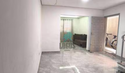 Sobrado com ótima disposição, 179m² composta por 4 quartos sendo 1 suíte e com varanda, à venda por R$ 960.000 - Taboão, SBC/SP