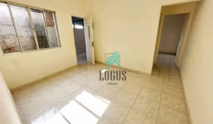 Casa assobradada com 1 dormitório para alugar, 60 m² por R$ 950/mês - Jardim Oriental - Santo André/SP