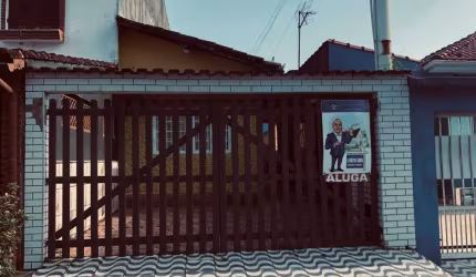 Casa mobiliada para Locação a 300m da Praia
