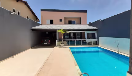 Sobrado Alto Padrão em Itanhaém