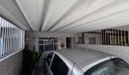 Linda e aconchegante casa a 150m da Praia