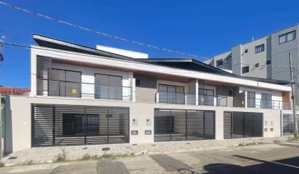 Casa com 3 quartos à venda, 172 m² por R$ 840.000 - Aeroporto - Juiz de Fora/MG