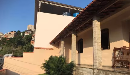 Casa 4 quartos - Bandeirantes