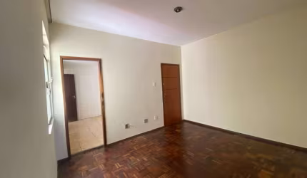 Apartamento com 3 quartos à venda por R$ 260.000