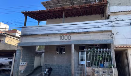 Aluguel de Casa c/terraço no Parque independência, 2 quartos + varanda e quintal