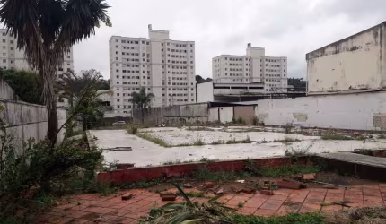 Terreno a 900 metros da UFJF - São Pedro