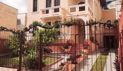 Casa 4 quartos - Centro