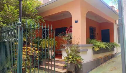 Casa 6 quartos - Alto dos Passos