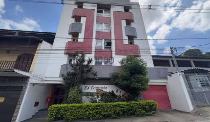 Apartamento 2 quartos - Bandeirantes