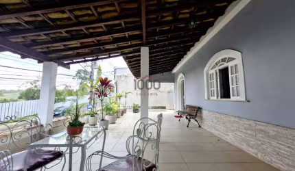 Casa 4 quartos - Aeroporto