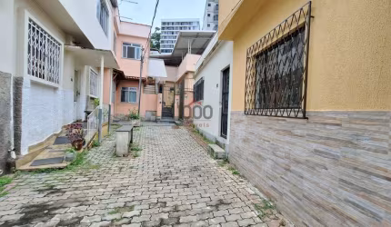 Casa em vila no bairro Poço Rico 2 quartos