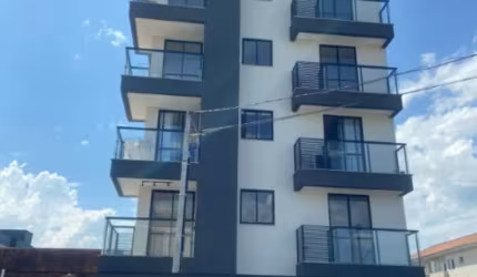 Apartamento com 2 vagas
