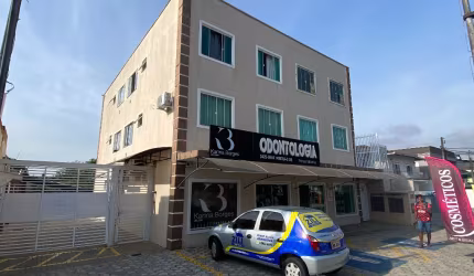 Apartamento medindo 42m², localizado no bairro Jardim Iririu, Joinville/SC.