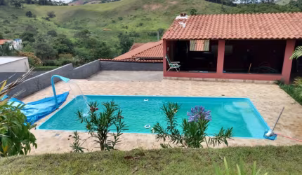 Excelente localização, ótima Granja, natureza exuberante