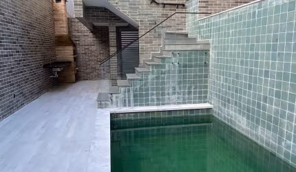 Sobreposta com piscina 236m², Embaré em Santos