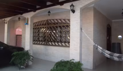 Casa sobrado 3 dormitórios no casqueiro