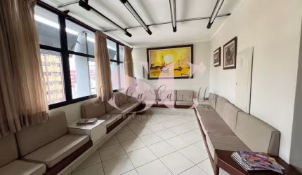 Excelente sala médica porteira fechada com 2 vagas.