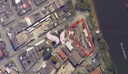 Excelente terreno Comercial 1.867M²