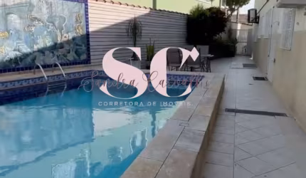 Casa com 3 Dormitórios e Piscina no Macuco – Santos/SP