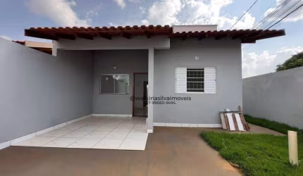 Casa à venda 02 quartos suíte - Jardim São Conrado