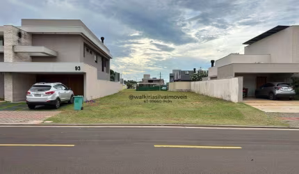 Terreno 404,79 m² sub esquina nascente frente praça