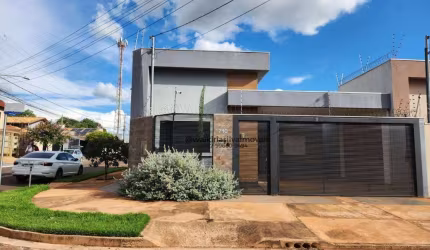 Casa à venda rica em planejados - Rita Vieira