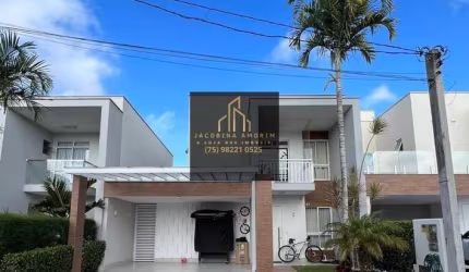 Alugo casa ampla no PAPAGAIO  em condomínio