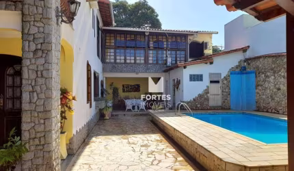 Casa com 3 dormitórios à venda, 328 m² por R$ 1.500.000,00 - Centro - Maricá/RJ