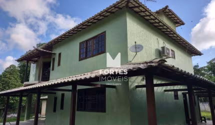 Casa com 5 Quartos para alugar por R$ 3.600/mês - Caxito - Maricá/RJ