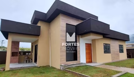 Casa com 3 Quartos à venda em Condomínio - Ubatiba - Maricá/RJ