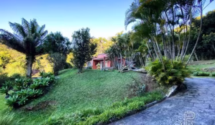 Casa à venda, 133 m² por R$ 1.150.000,00 - Golfe - Teresópolis/RJ