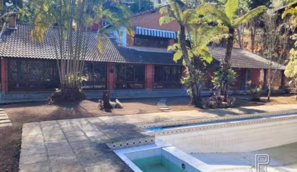 Casa à venda, 310 m² por R$ 750.000,00 - Albuquerque - Teresópolis/RJ