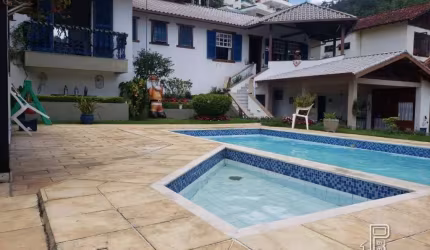 Casa à venda, 388 m² por R$ 1.250.000,00 - Tijuca - Teresópolis/RJ
