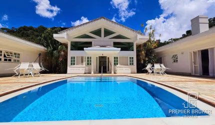 Casa com 5 dormitórios à venda, 515 m² por R$ 4.900.000 - Comary - Teresópolis/RJ